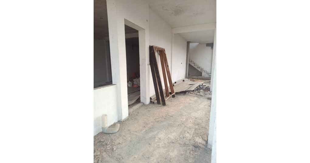 Rent Now 1200 SqFt Hall Near Sanjay Nagar, Bareilly